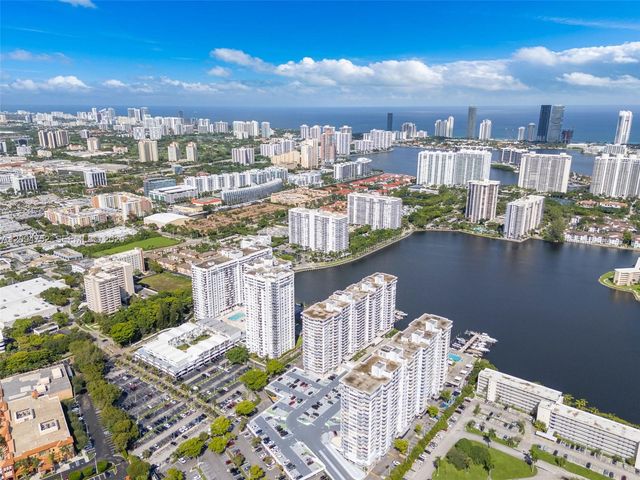 18071 Biscayne Boulevard 303, Aventura, FL 33160