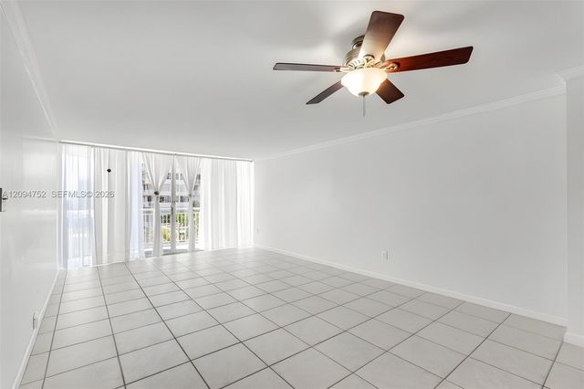 18071 Biscayne Boulevard 303, Aventura, FL 33160