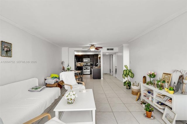 18071 Biscayne Boulevard 303, Aventura, FL 33160