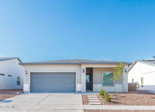 912 BRASS HILL Avenue, Santa Teresa, NM 88008