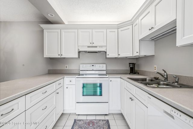 1166 6th Avenue 2d, Vero Beach, FL 32960
