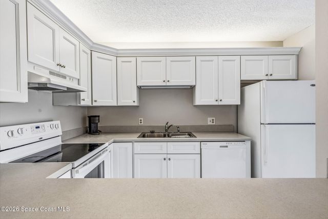 1166 6th Avenue 2d, Vero Beach, FL 32960