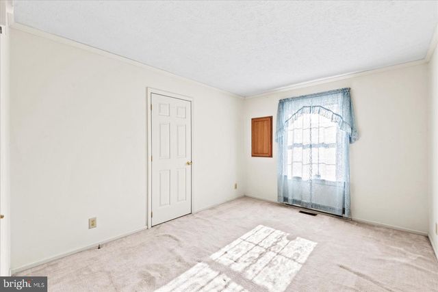 107 BONNIE DEL DR, Colonial Beach, VA 22443