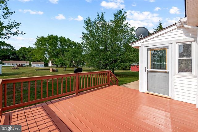 107 BONNIE DEL DR, Colonial Beach, VA 22443