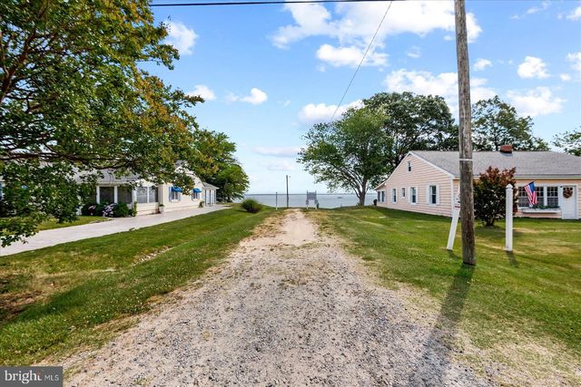 107 BONNIE DEL DR, Colonial Beach, VA 22443