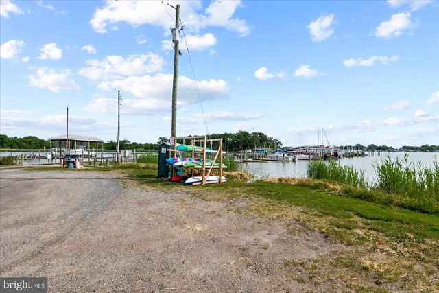 107 BONNIE DEL DR, Colonial Beach, VA 22443