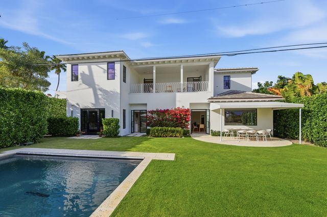 248 E Lakewood Road, West Palm Beach, FL 33405