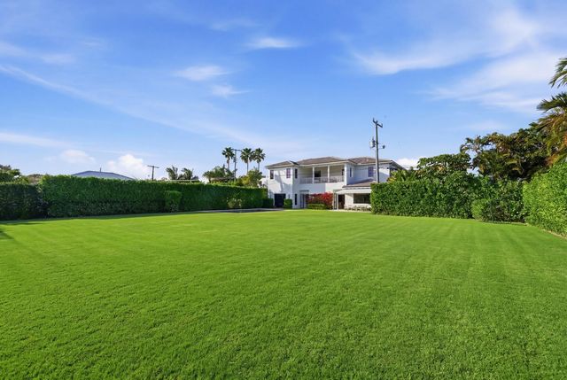 248 E Lakewood Road, West Palm Beach, FL 33405