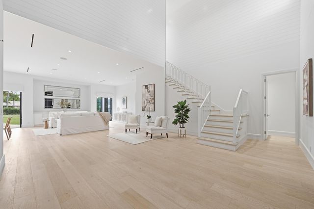 248 E Lakewood Road, West Palm Beach, FL 33405