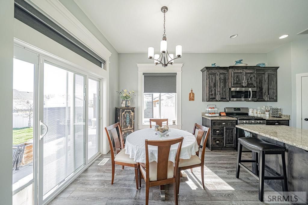 Image 12 of property listing at 4372 Arcadia Road, Idaho Falls, ID 83401