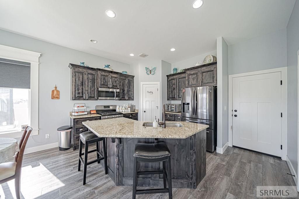 Image 13 of property listing at 4372 Arcadia Road, Idaho Falls, ID 83401