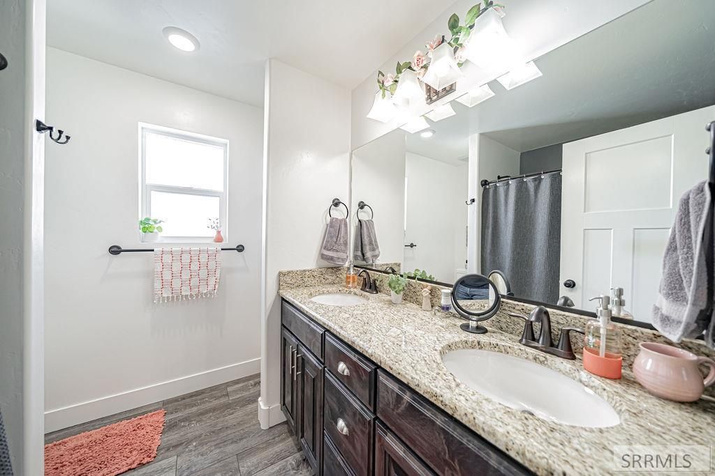 Image 24 of property listing at 4372 Arcadia Road, Idaho Falls, ID 83401