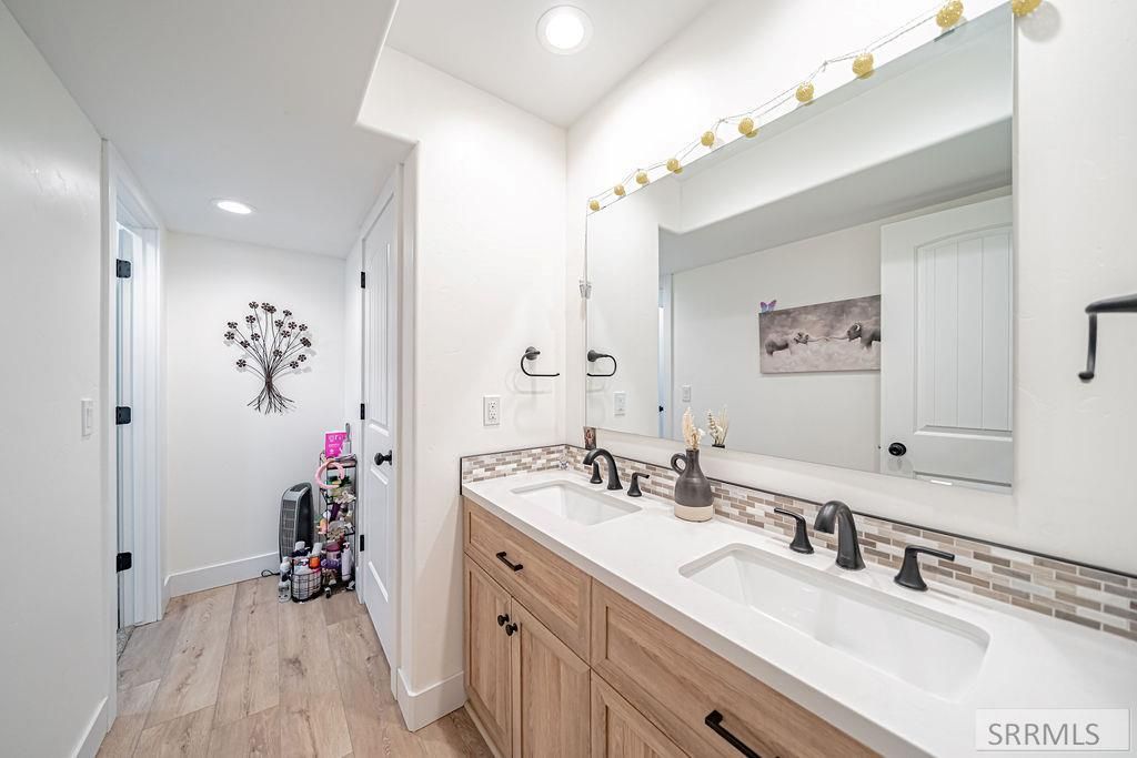 Image 42 of property listing at 4372 Arcadia Road, Idaho Falls, ID 83401