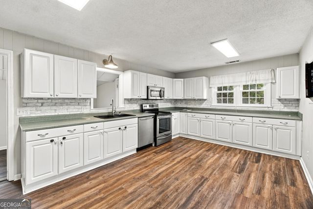 6003 Lake Lanier Heights Road, Buford, GA 30518