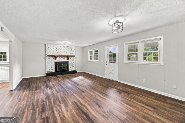 6003 Lake Lanier Heights Road, Buford, GA 30518