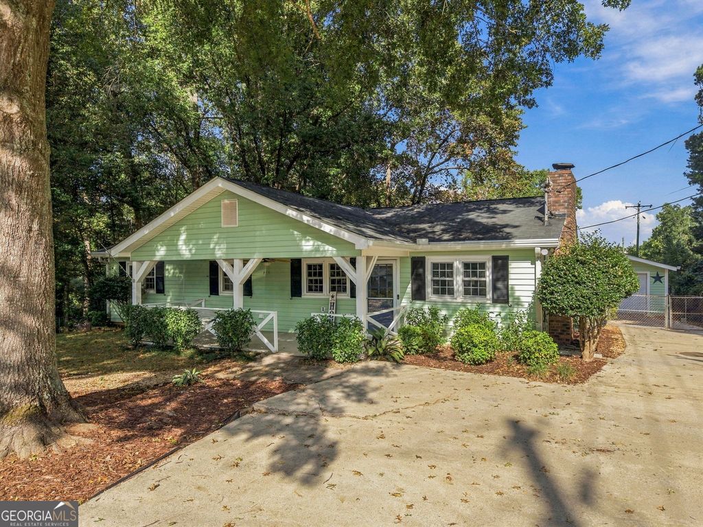 6003 Lake Lanier Heights Road, Buford, GA 30518