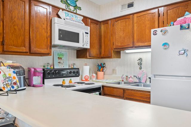 1500 Cenith Dr Apt B402, North Myrtle Beach, SC 29582