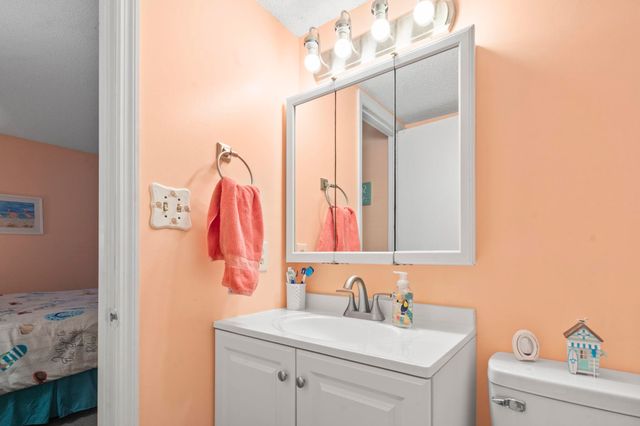 1500 Cenith Dr Apt B402, North Myrtle Beach, SC 29582