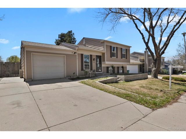20540 E Coolidge Pl, Aurora, CO 80011