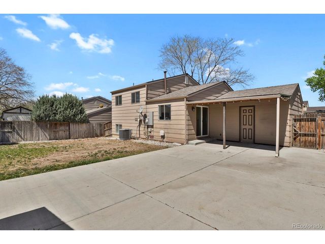 20540 E Coolidge Pl, Aurora, CO 80011