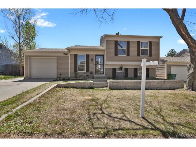 20540 E Coolidge Pl, Aurora, CO 80011