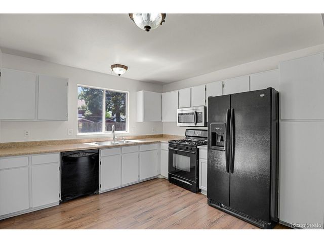 20540 E Coolidge Pl, Aurora, CO 80011