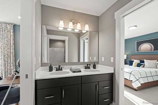 3762 Kinsley Boulevard, Ann Arbor, MI 48105