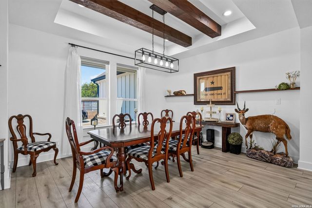 335 SADDLE MOUNTAIN DR, Boerne, TX 78006
