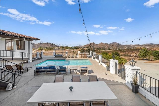 38225 Camino Sierra Road, Temecula, CA 92592