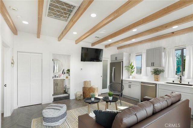 38225 Camino Sierra Road, Temecula, CA 92592