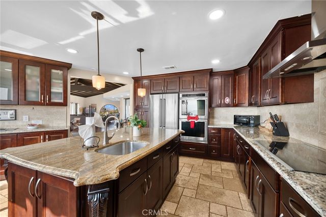 38225 Camino Sierra Road, Temecula, CA 92592