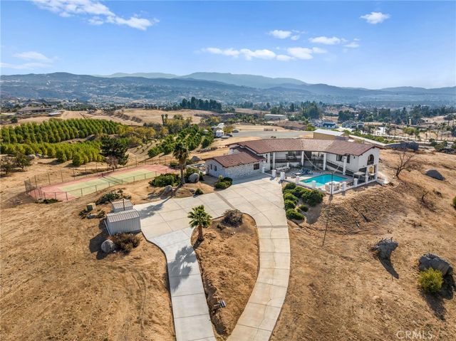38225 Camino Sierra Road, Temecula, CA 92592
