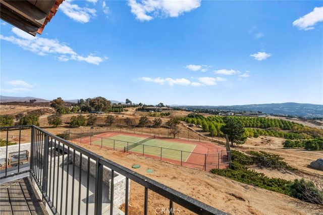 38225 Camino Sierra Road, Temecula, CA 92592