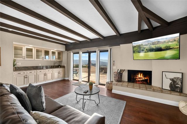 38225 Camino Sierra Road, Temecula, CA 92592