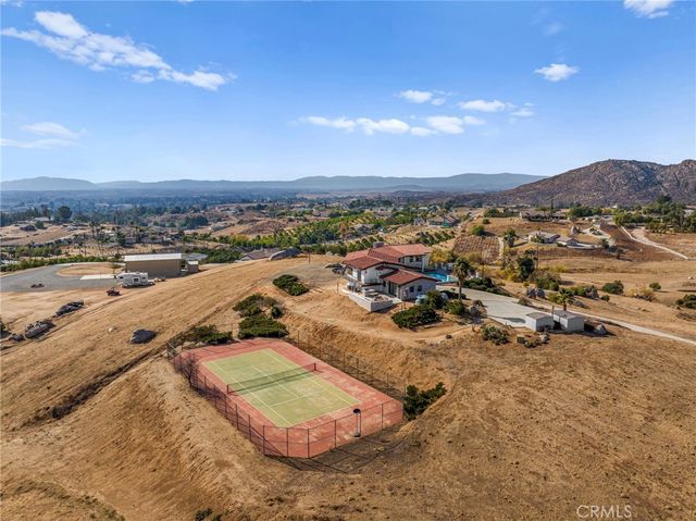 38225 Camino Sierra Road, Temecula, CA 92592