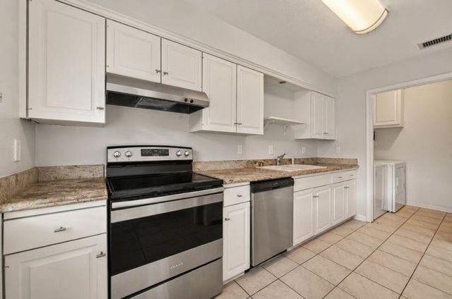 6404 Burgoyne Road 159, Houston, TX 77057