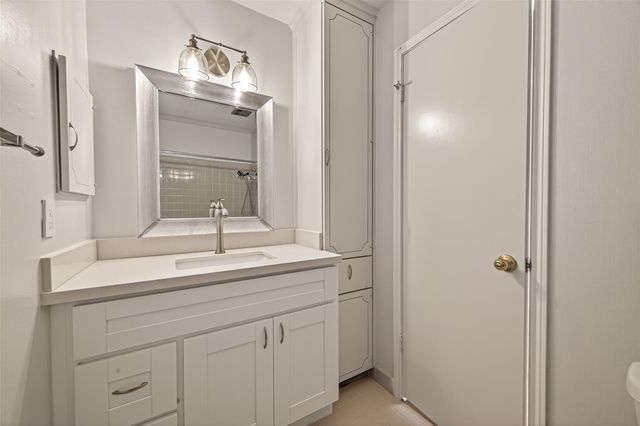 6404 Burgoyne Road 159, Houston, TX 77057