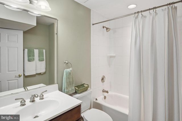 6111 DRY LEAF PATH, Columbia, MD 21044