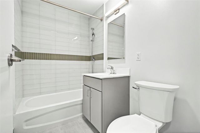 359 Bronx River Avenue 3B, Bronx, NY 10473