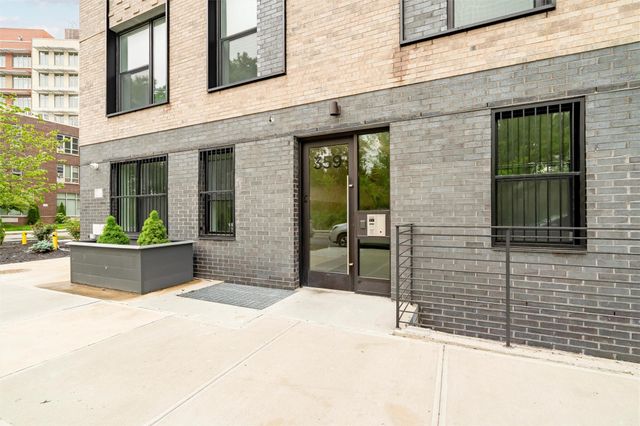 359 Bronx River Avenue 3B, Bronx, NY 10473