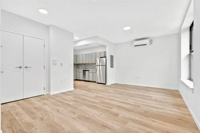359 Bronx River Avenue 3B, Bronx, NY 10473