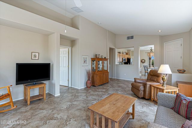 8071 W Mesa Point Drive, Tucson, AZ 85743
