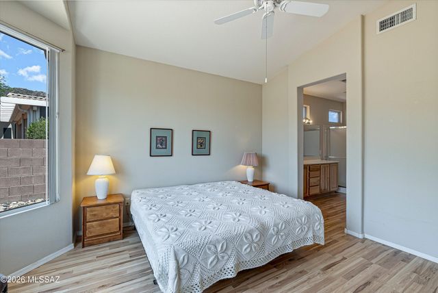 8071 W Mesa Point Drive, Tucson, AZ 85743