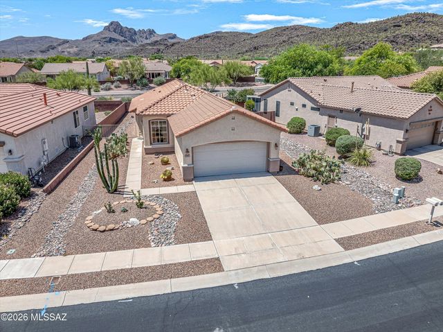 8071 W Mesa Point Drive, Tucson, AZ 85743