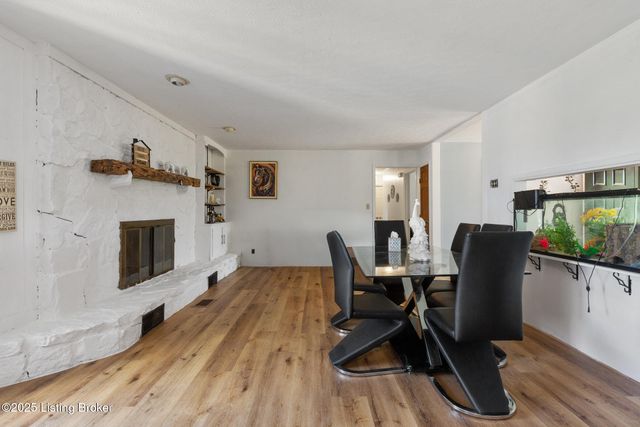 1423 Sullivan Ln, Bardstown, KY 40004