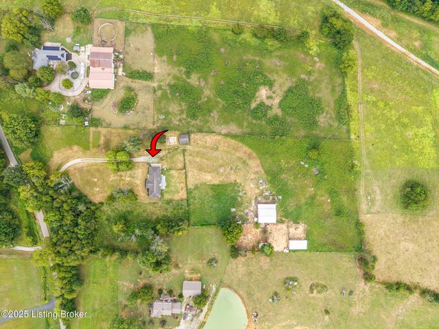 1423 Sullivan Ln, Bardstown, KY 40004