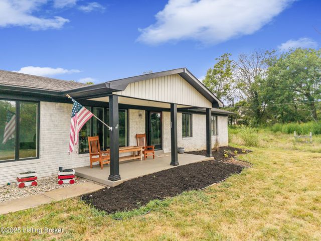1423 Sullivan Ln, Bardstown, KY 40004