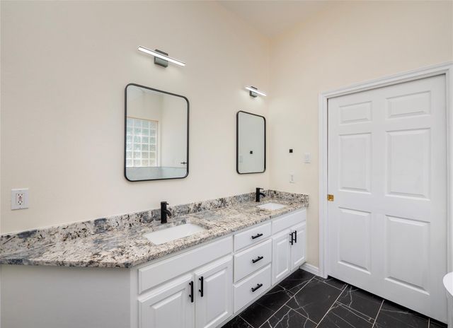 4401 Sam Bass RD, Round Rock, TX 78681