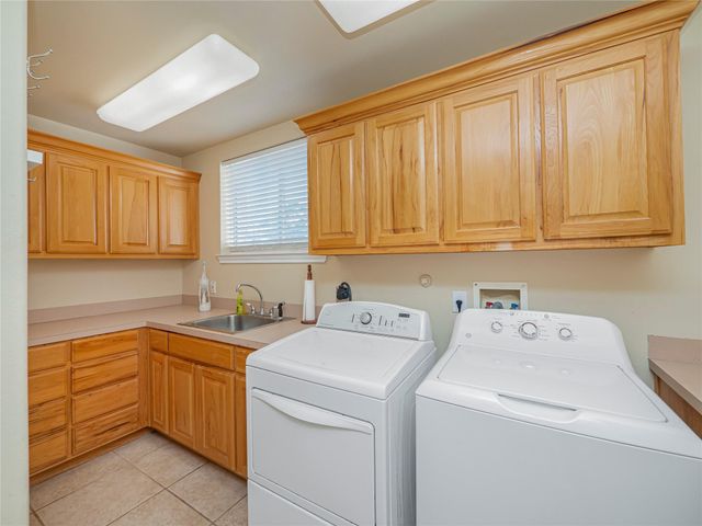 4401 Sam Bass RD, Round Rock, TX 78681
