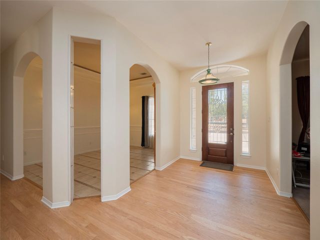 4401 Sam Bass RD, Round Rock, TX 78681